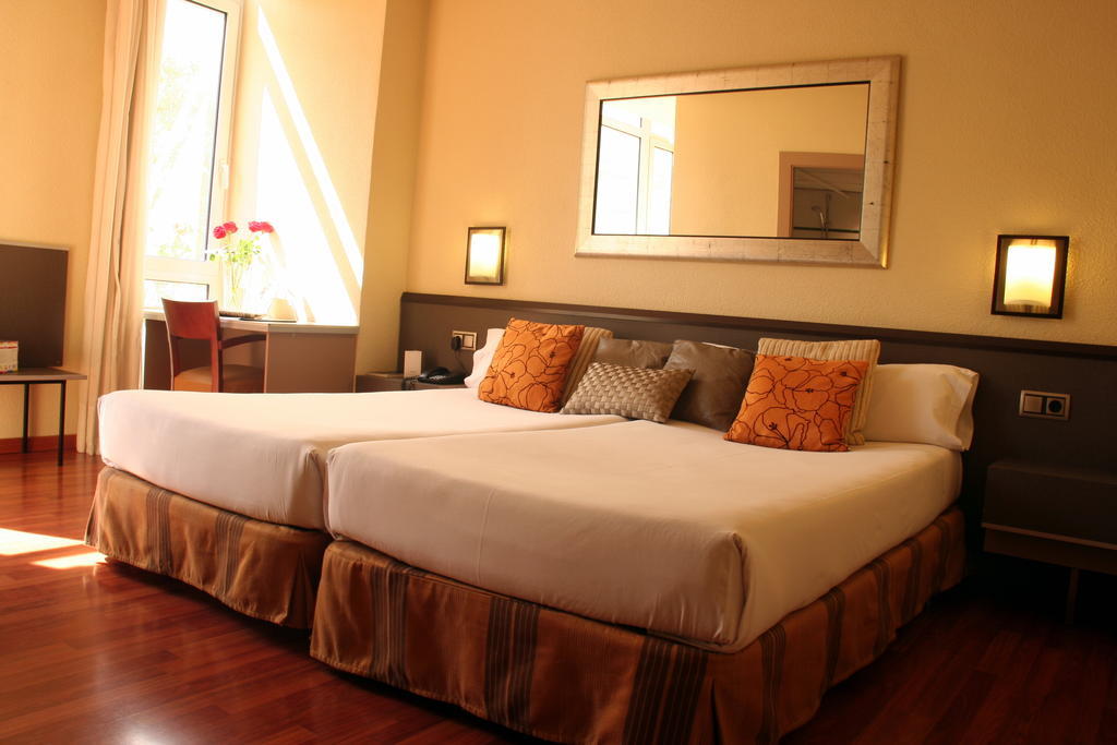 Barcelona Atiram Hotels — Photos 2